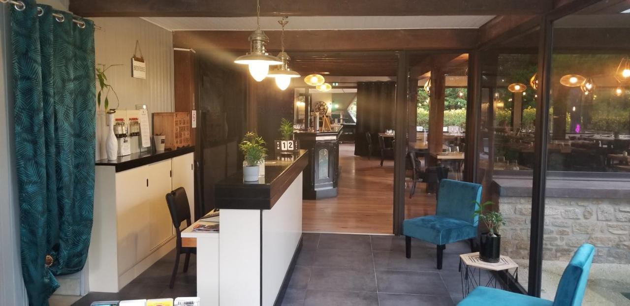 Les Dineux Village Trémeur Esterno foto