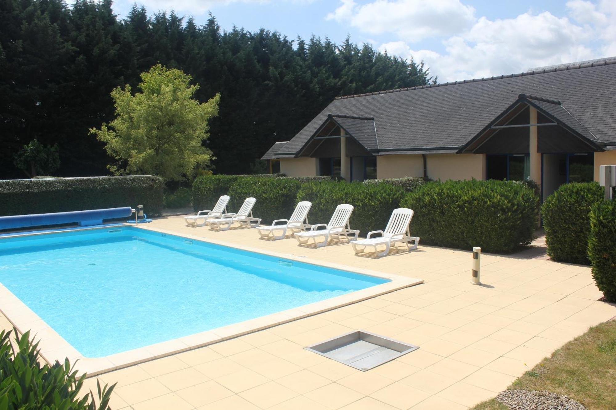 Les Dineux Village Trémeur Esterno foto